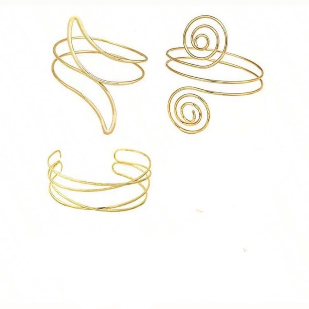 Gold Wire Bangle Set